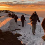 Altitudine, Acclimatazione e Salute: Sopravvivere alle Vette dei Safari in Montagna